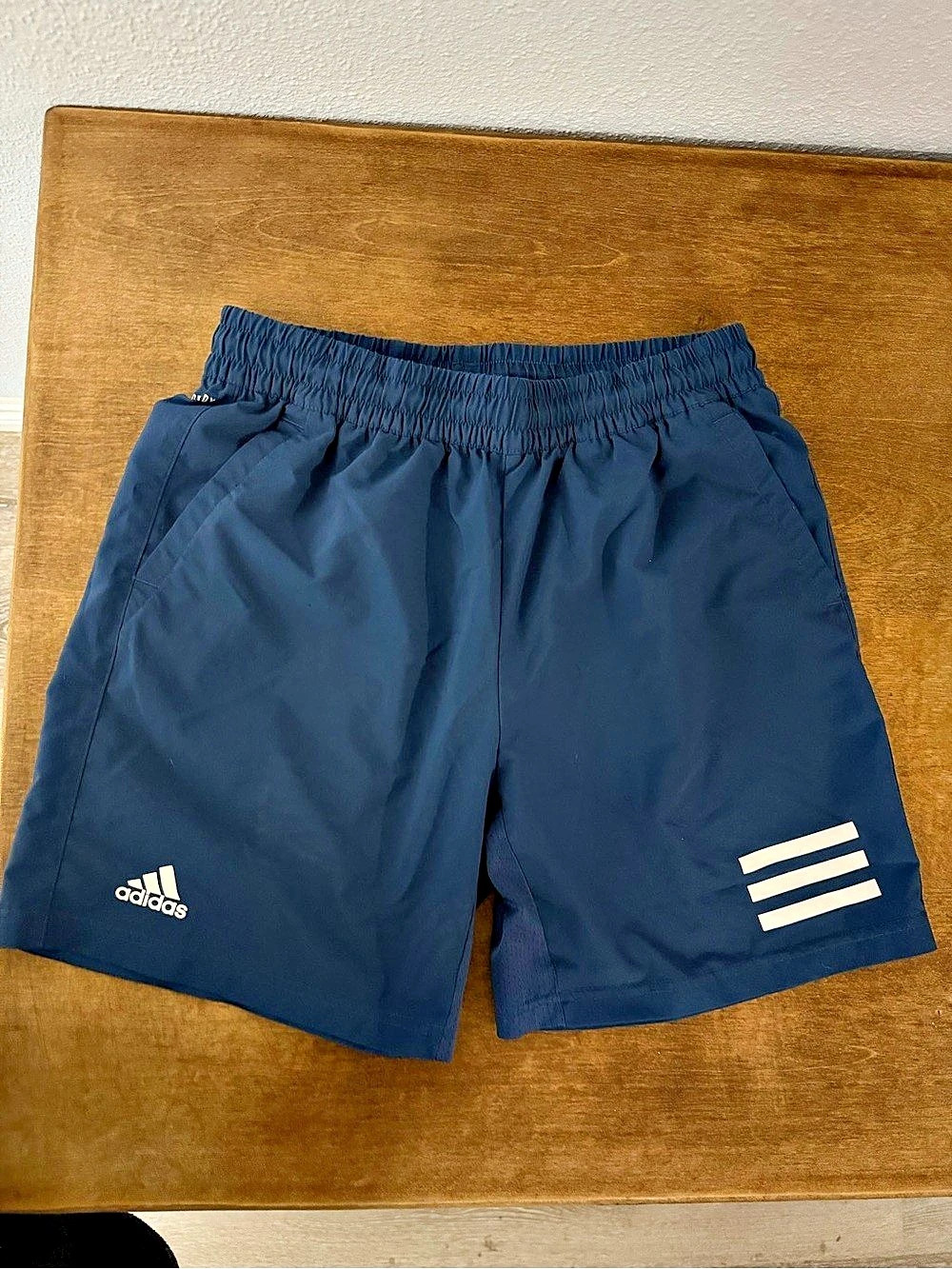 adidas Boys shorts Like New